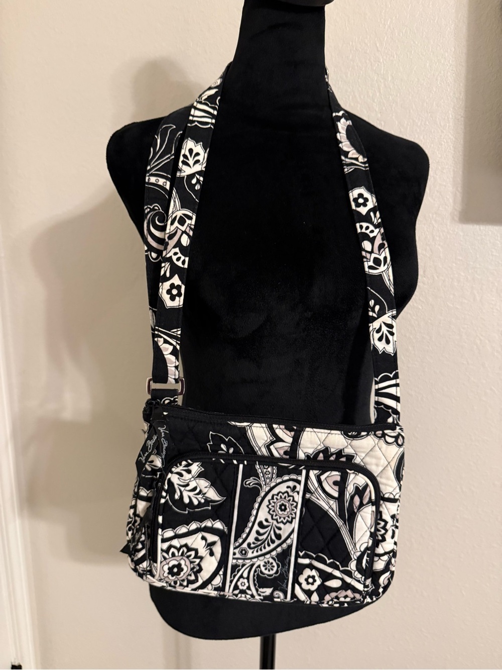 Vera Bradley Black & White Paisley Quilted Crossbody